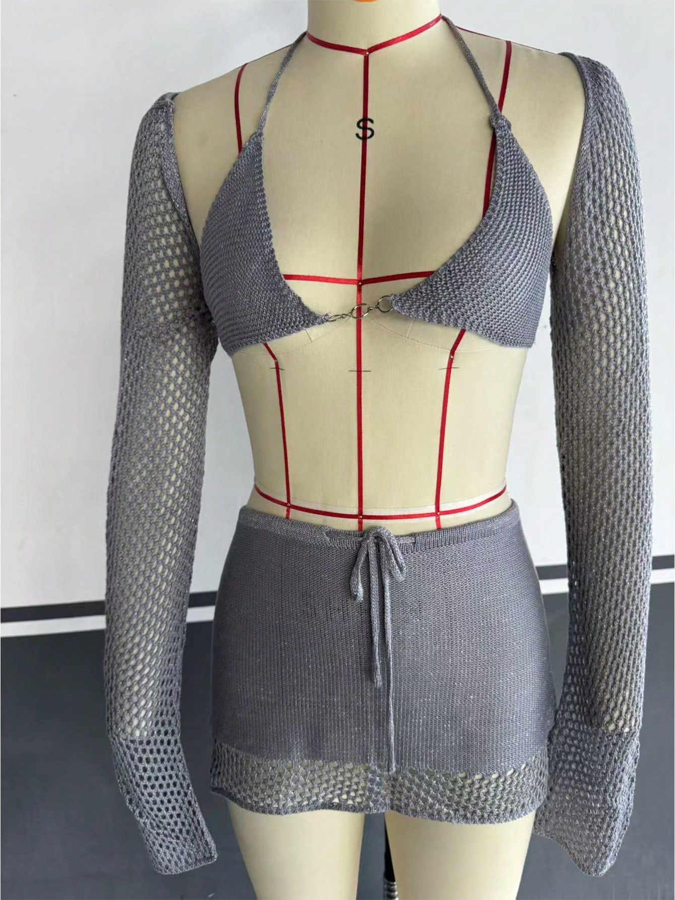 Women's Gray Knit Two-Piece Set with Crop Top and Mini Skirt