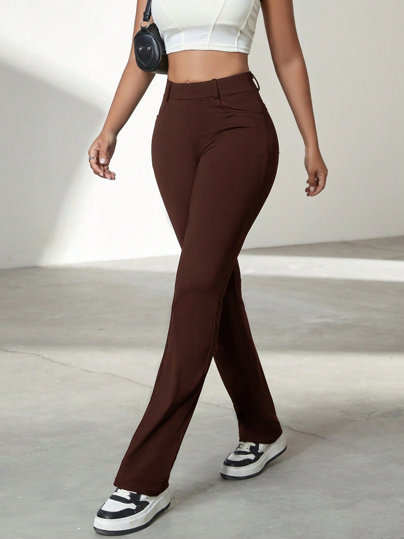 Women's Brown High-Waisted Flare Yoga Pants with Bootcut Leg