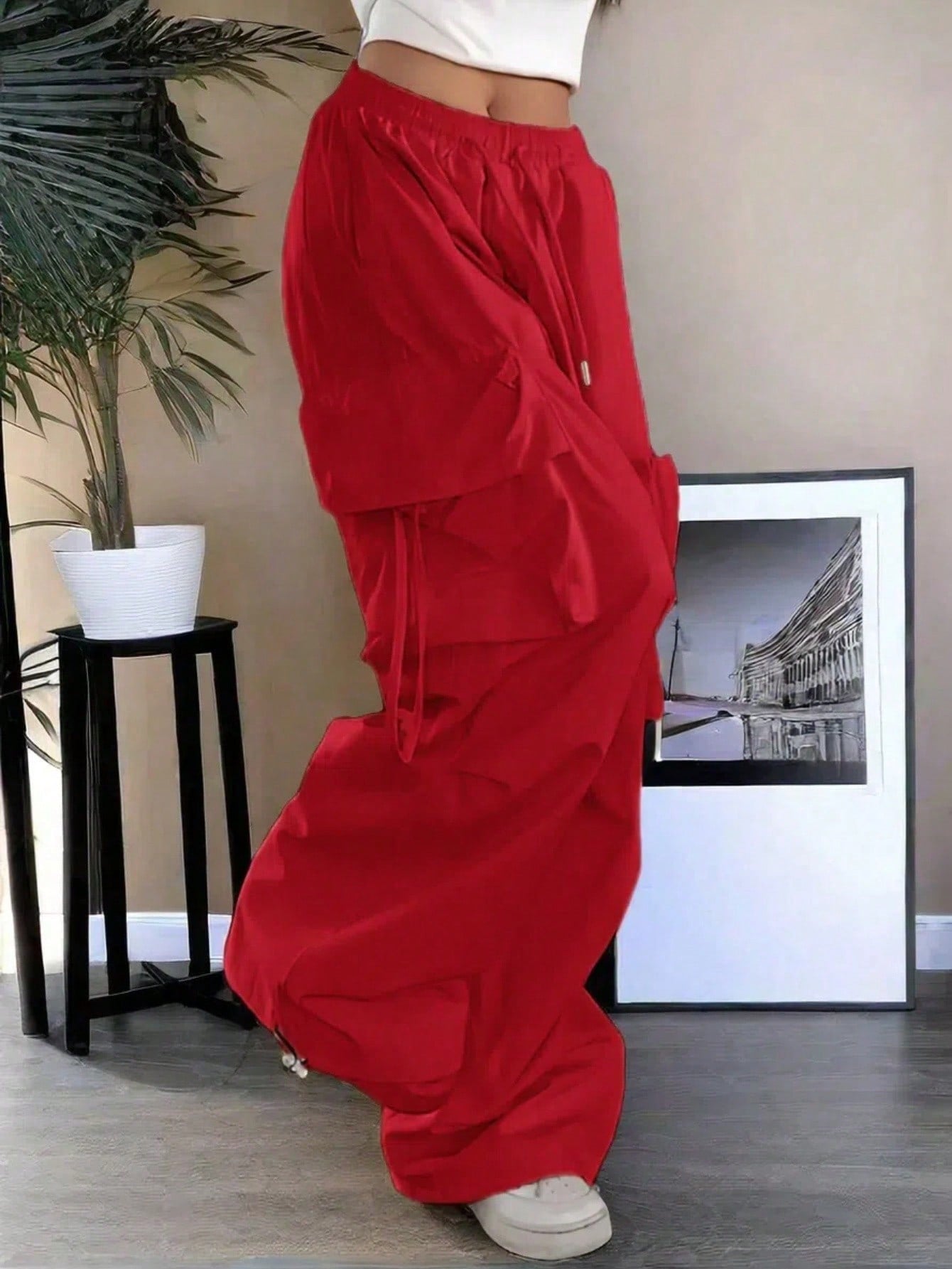Women's Red Cotton Full-length cargo pants with cargo pockets