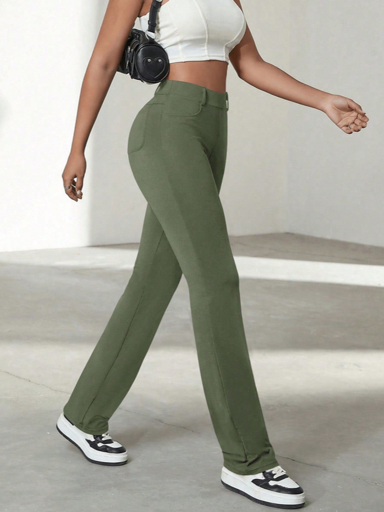 Women's Green High-Waisted Flare Yoga Pants with Bootcut Leg