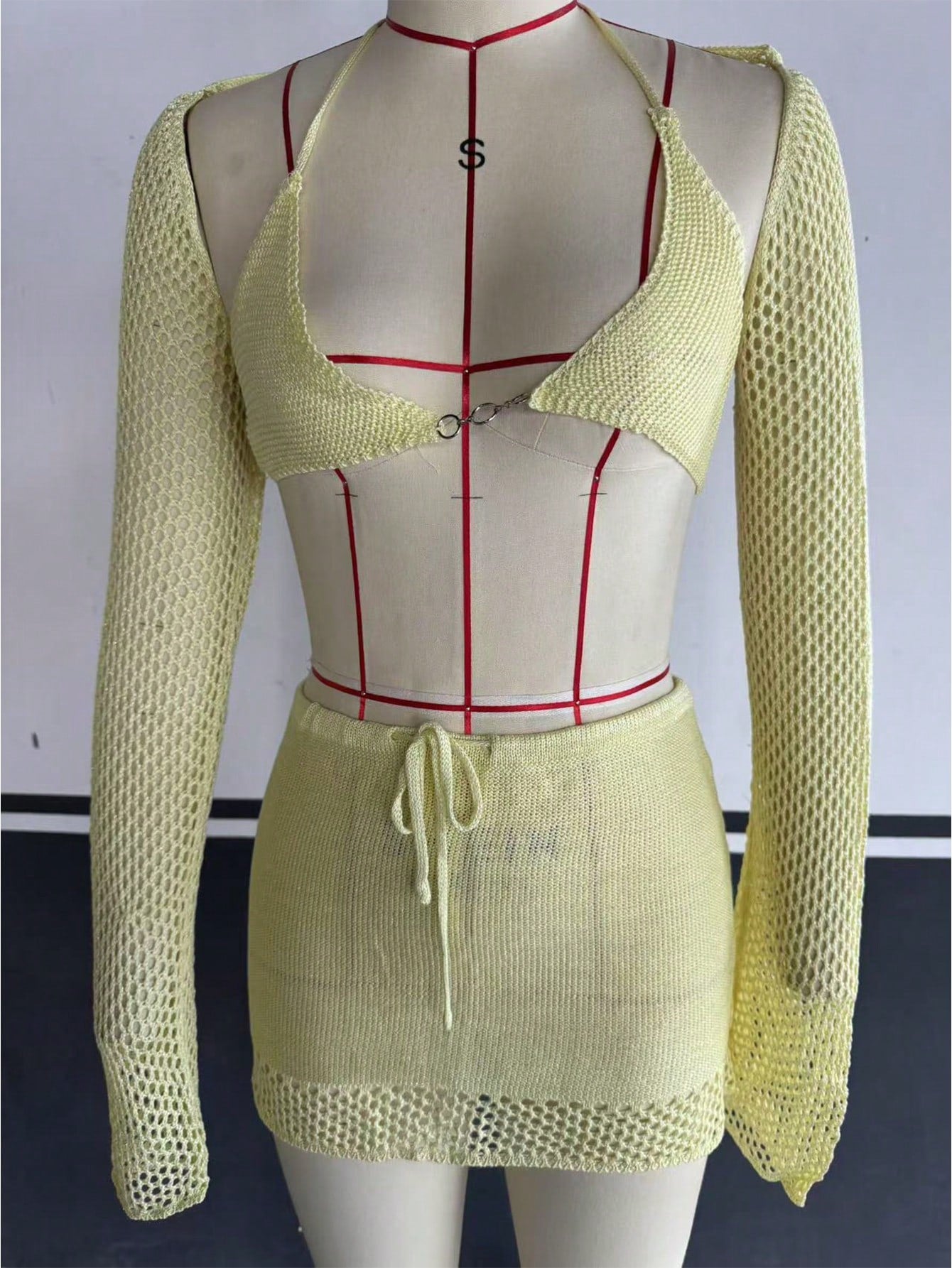 Women's Yellow Knit Two-Piece Set with Crop Top and Mini Skirt