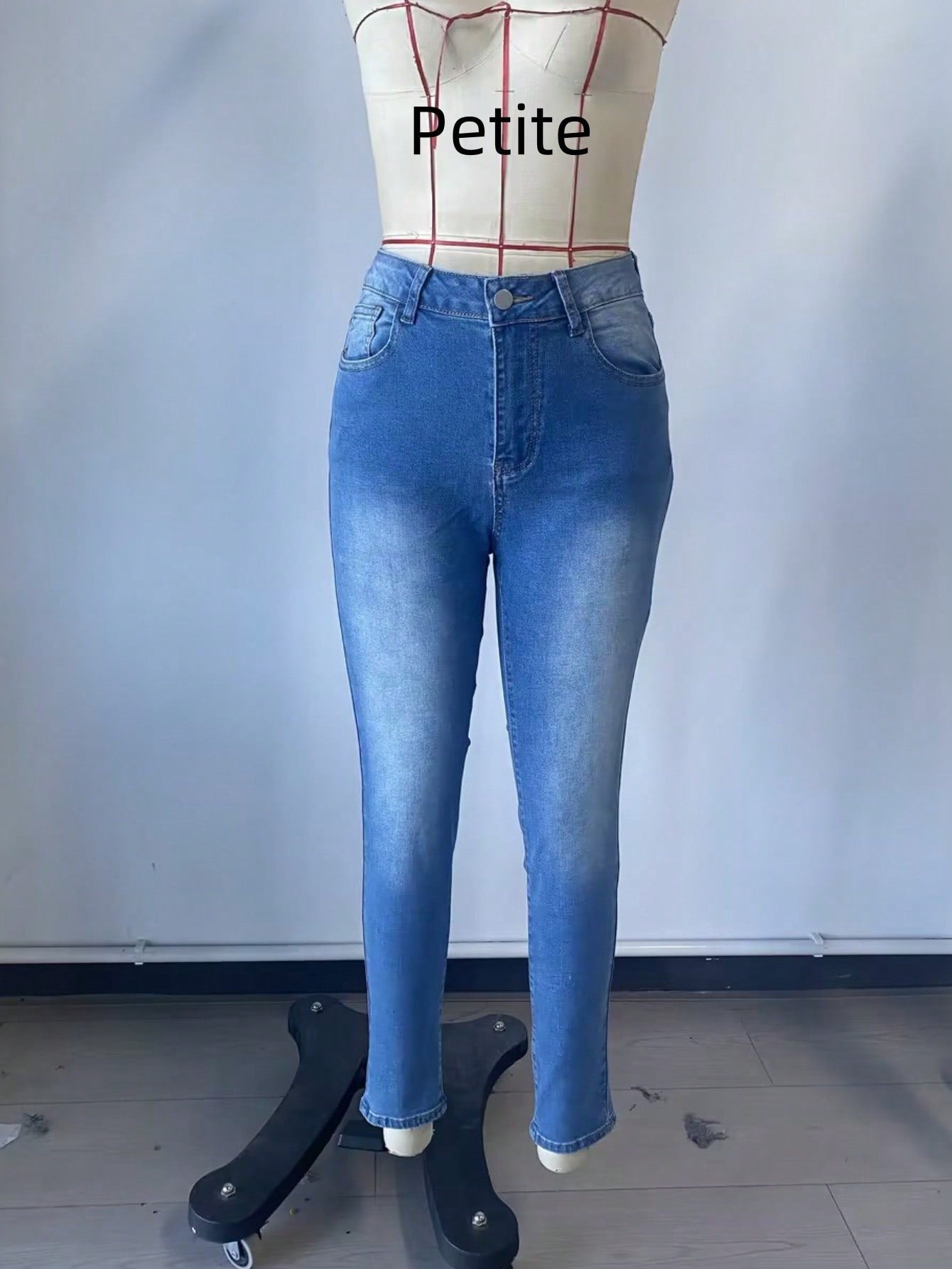 Women's Blue Petite Straight Leg Jeans