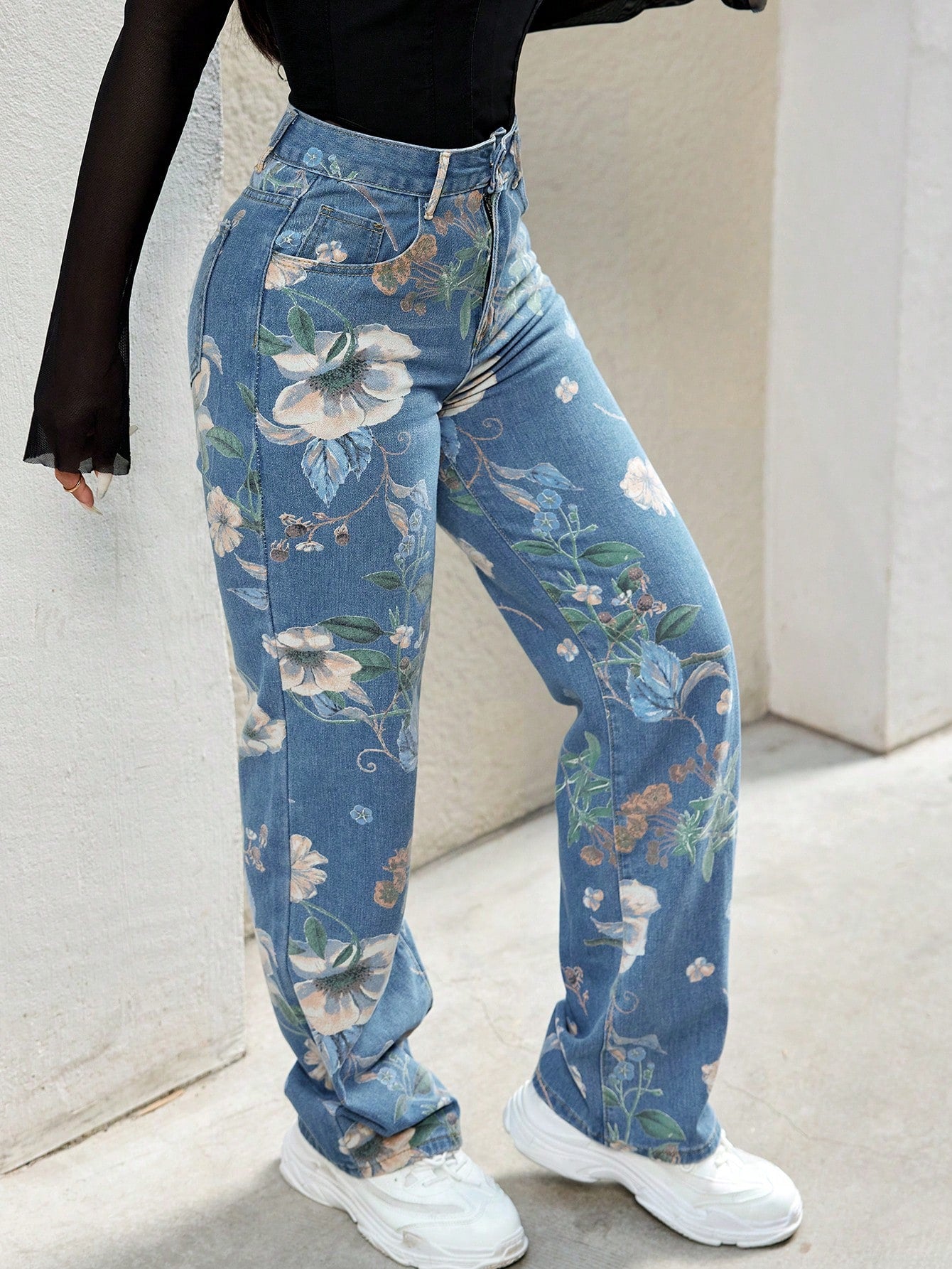 Women's Artistic Floral Print Straight Leg Jeans