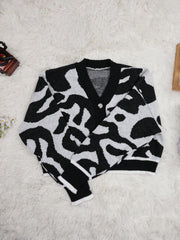 Women's Bold Black and White Abstract Print Knit Cardigan Sweater