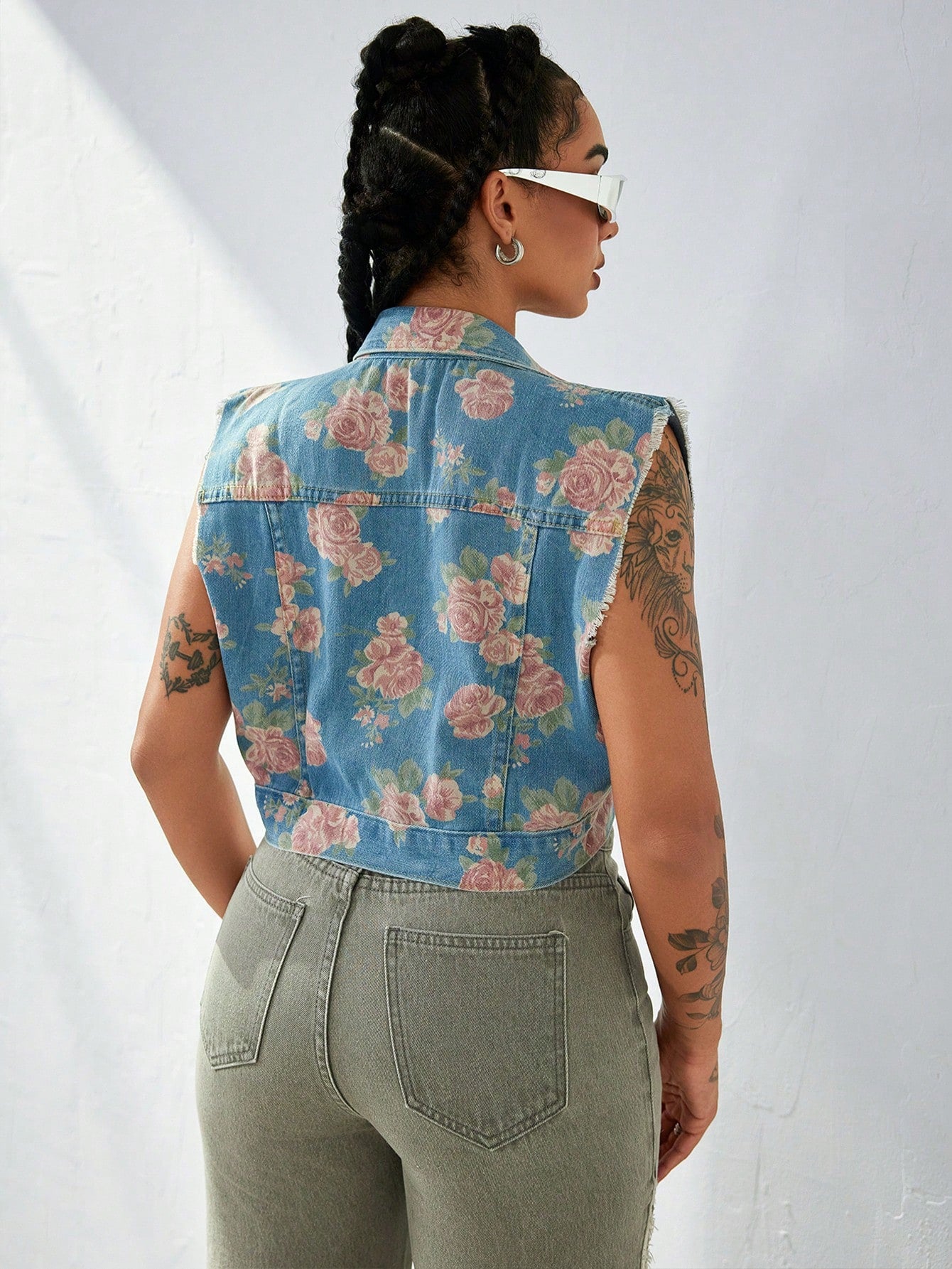 Women's Blue Floral Print Cotton Denim Sleeveless Cropped Jacket Vest