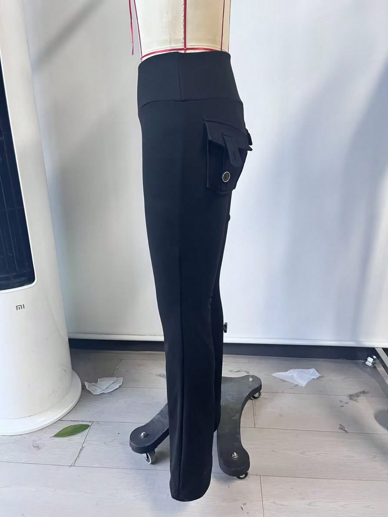 Women's Black High-Waisted Flare Yoga Pants with Bootcut Leg