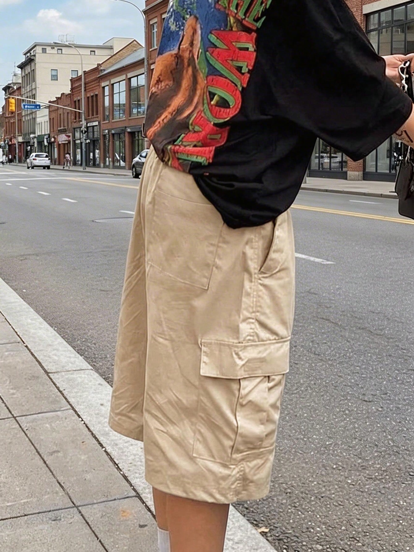 Women'S Khaki Casual Cargo Shorts With Side Pockets - Cargo Shorts, Streetwear, Pockets