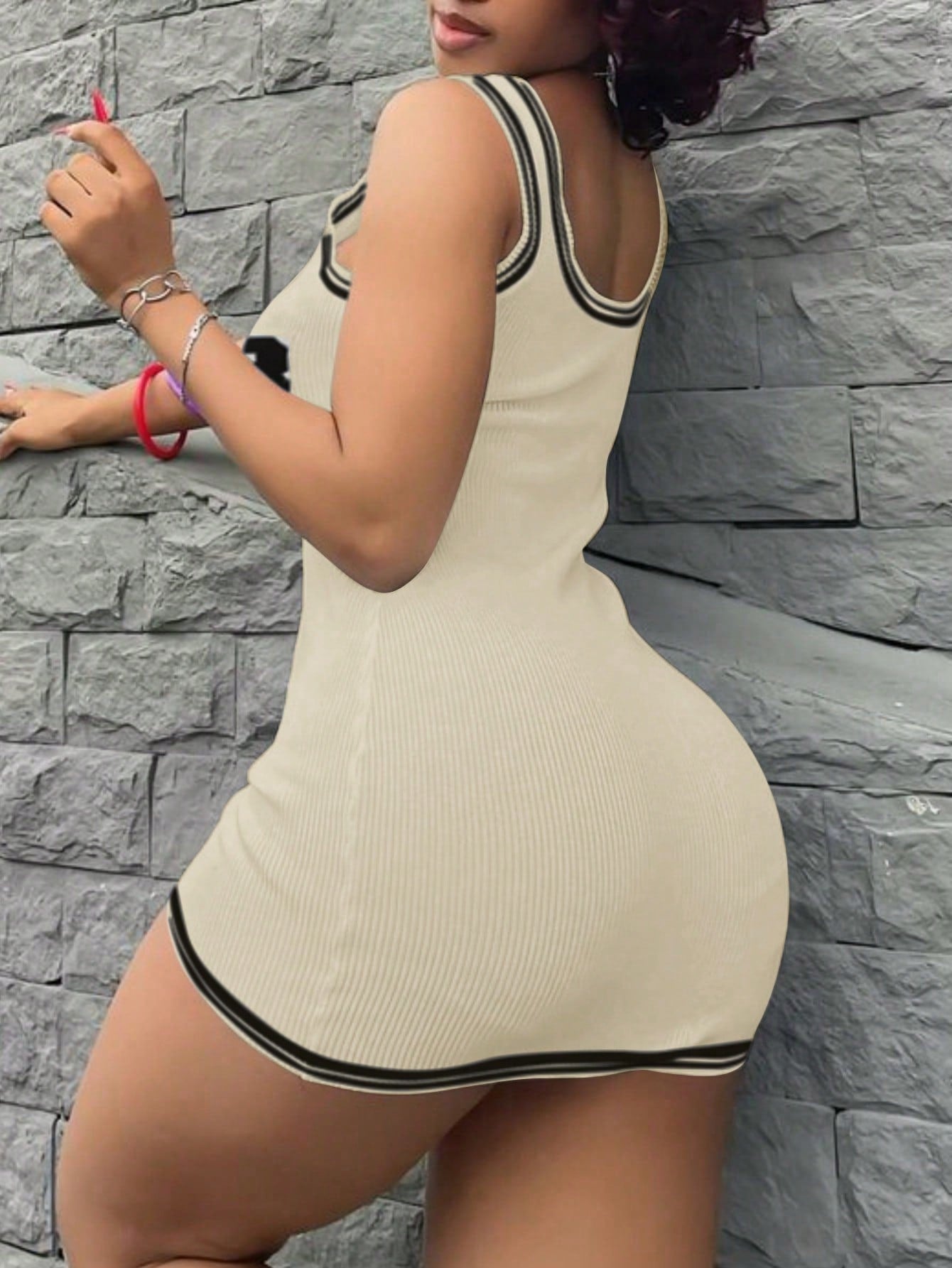 Women's Beige Acrylic Blend Knitted Slim Vest with V-Neck