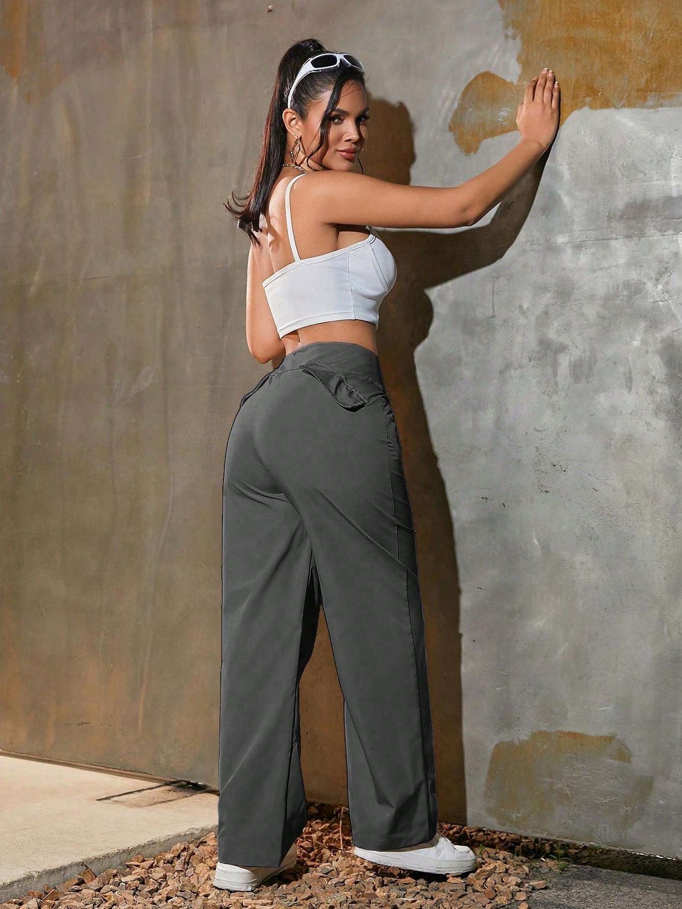 Women's Gray Cotton Full-length cargo pants with cargo pockets