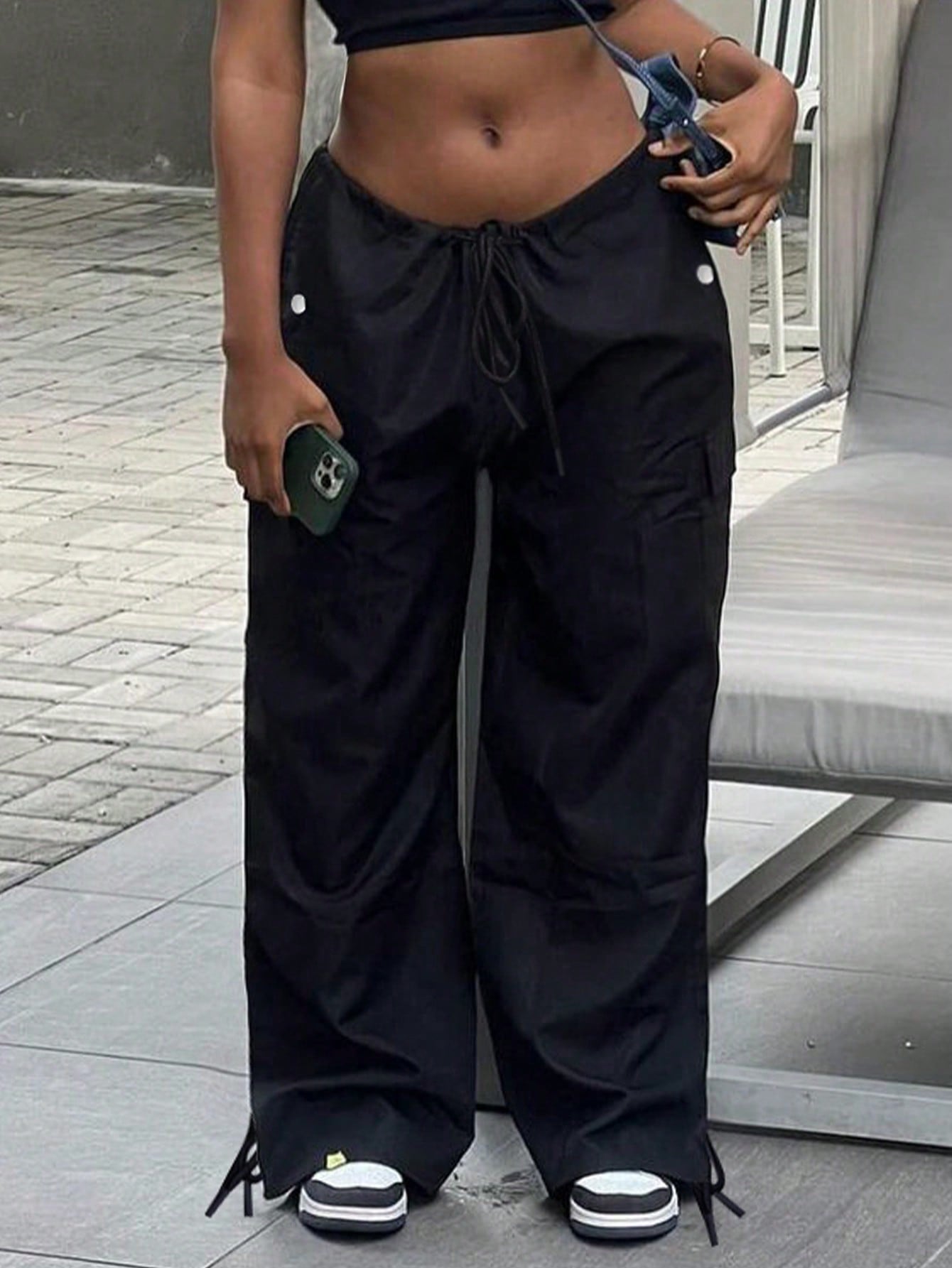 Plus Size Black Baggy Cargo Pants for Women - High-Waisted Wide-Leg Casual Trousers with Relaxed Fit