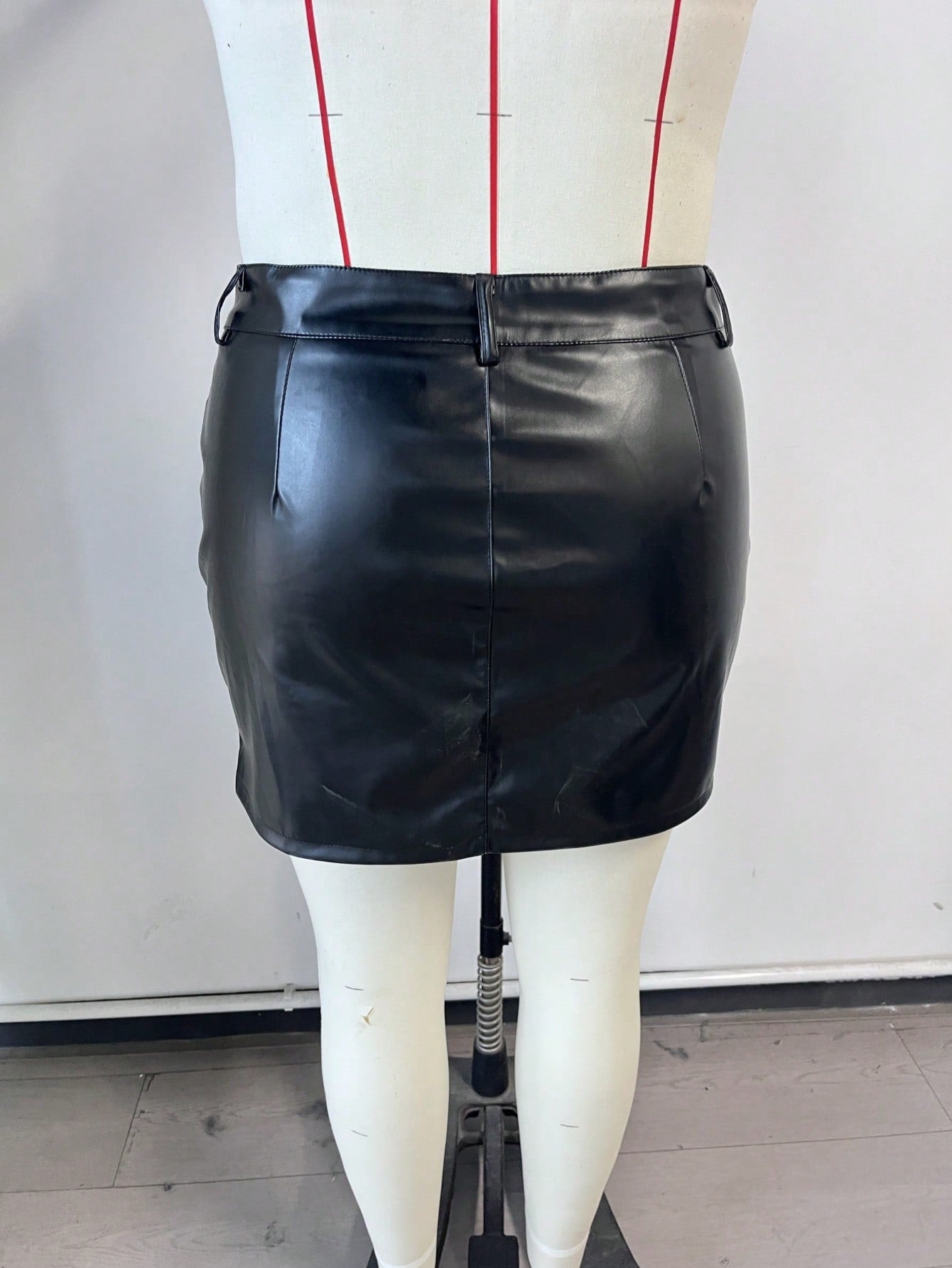 Women's Black Plus Size Mini Skirt