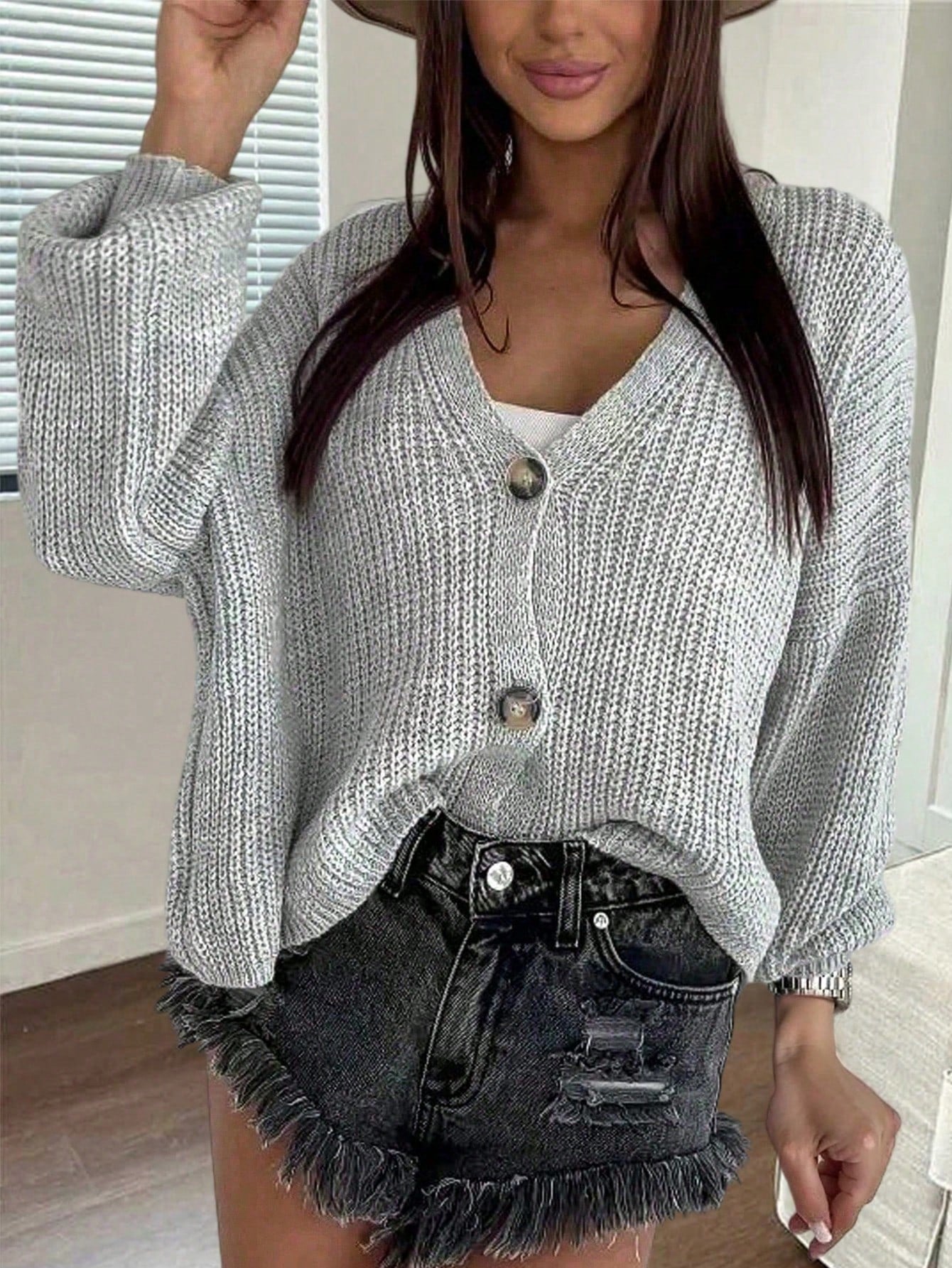 Women's V-Neck Grey Chunky Knit Cardigan with Balloon Sleeves