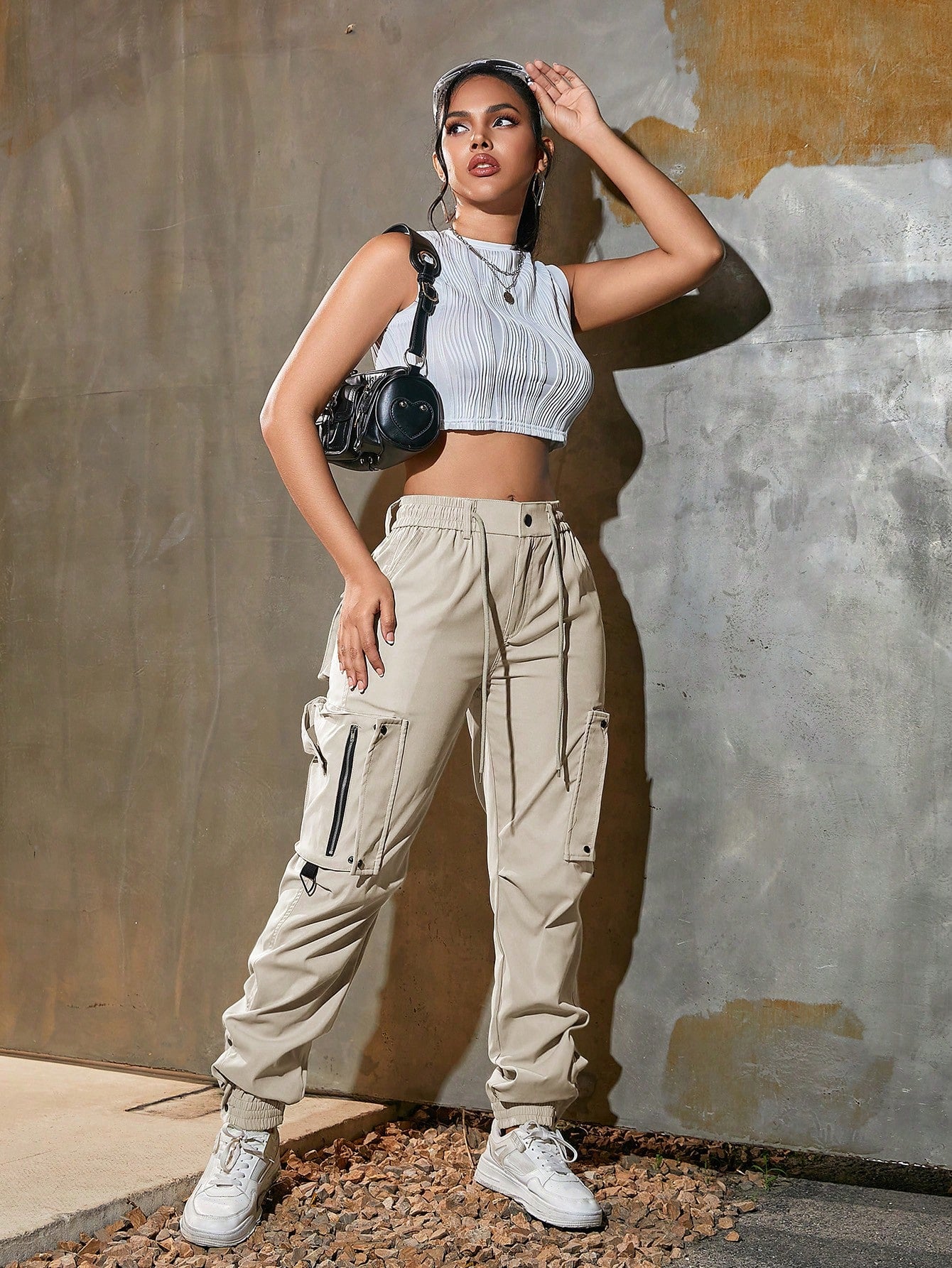 Women's High Waisted Cargo Pants with Large Side Pockets Casual Streetwear
