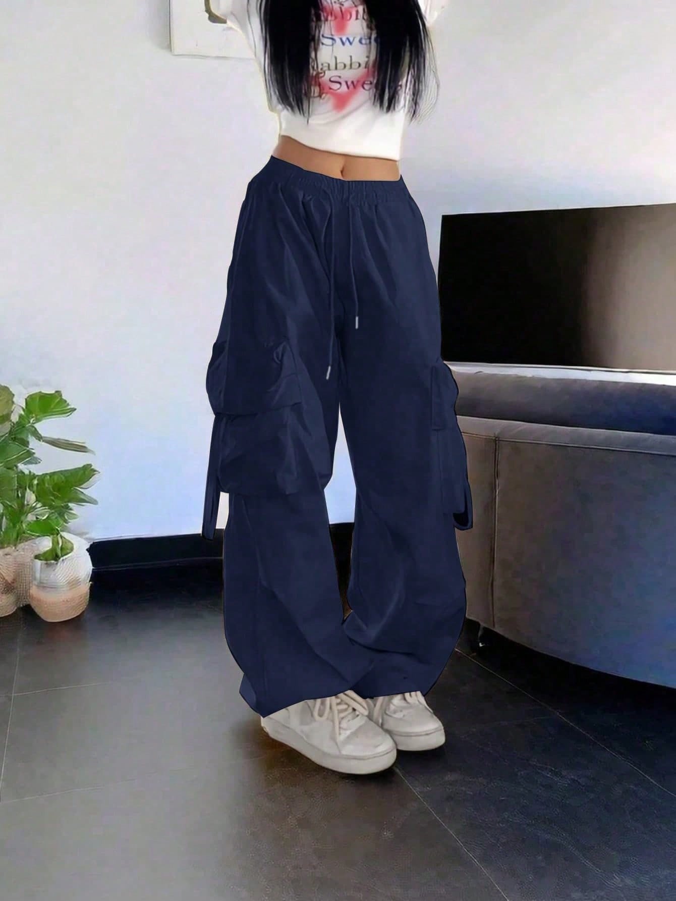 Women's Navy Blue Cotton Full-length cargo pants with cargo pockets