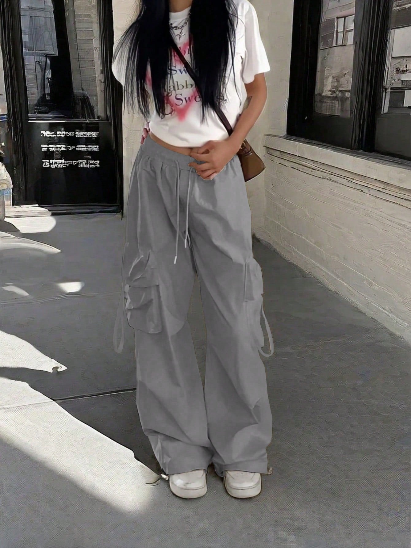 Women's Gray Cotton Full-length cargo pants with cargo pockets