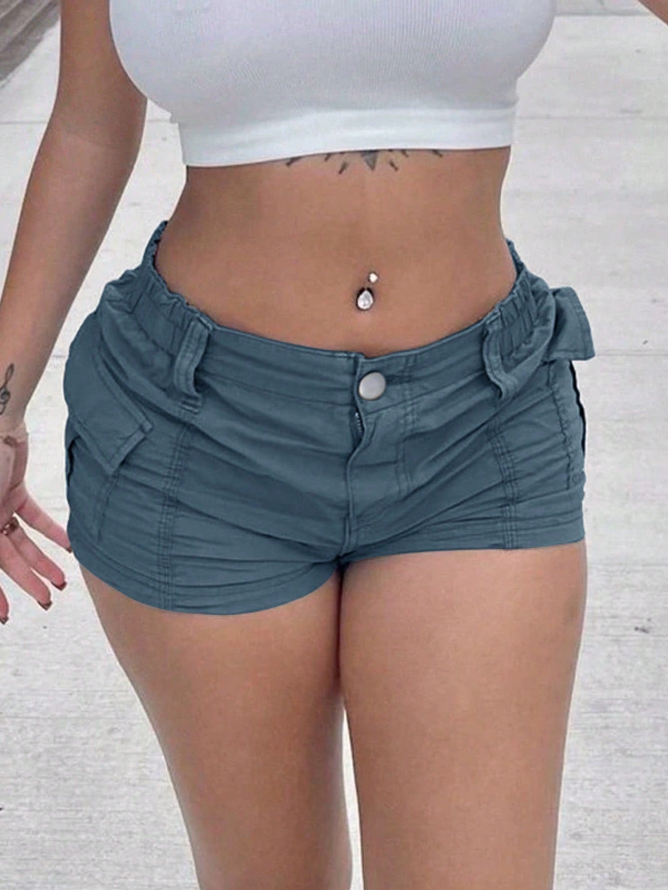 Women's Apperloth Women Cargo Shorts with Elastic Waist