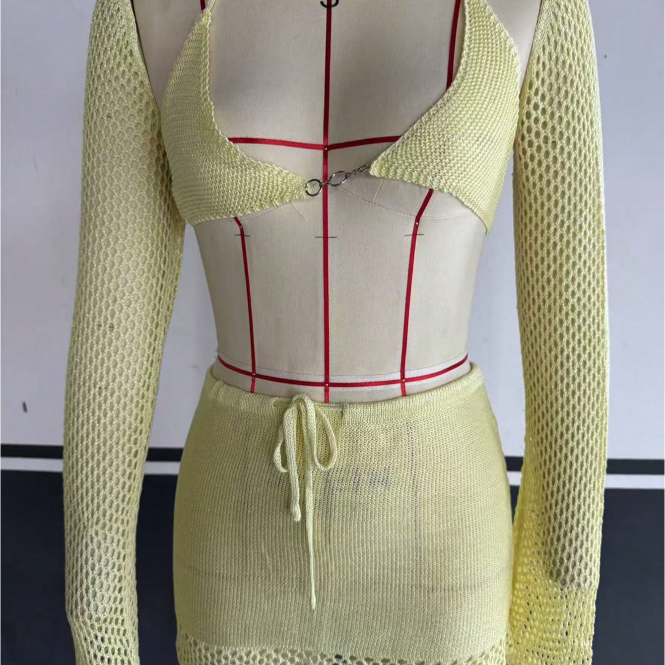 Women's Yellow Knit Two-Piece Set with Crop Top and Mini Skirt