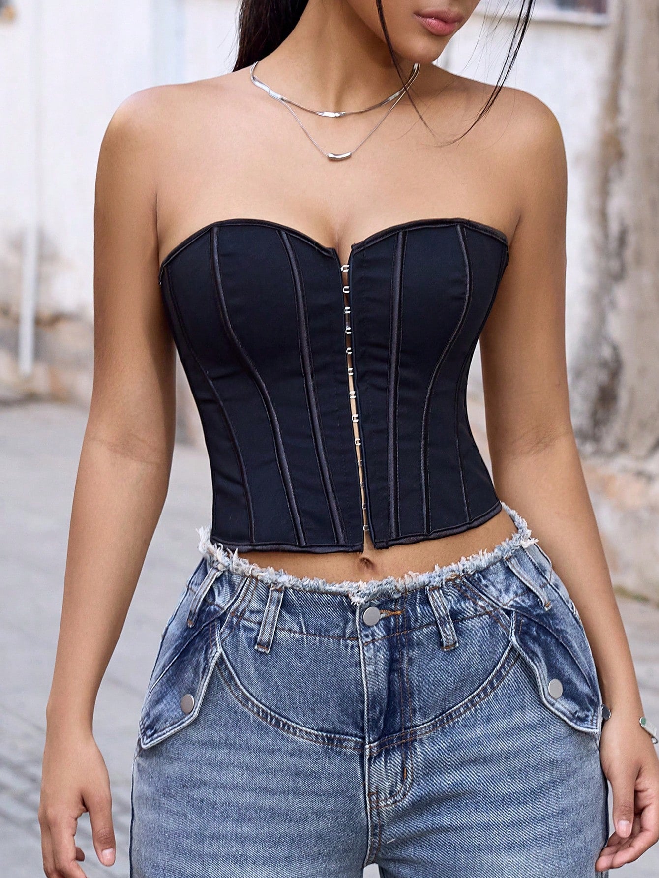 Women's Black Strapless Hook-and-Eye Boned Corset Bustier
