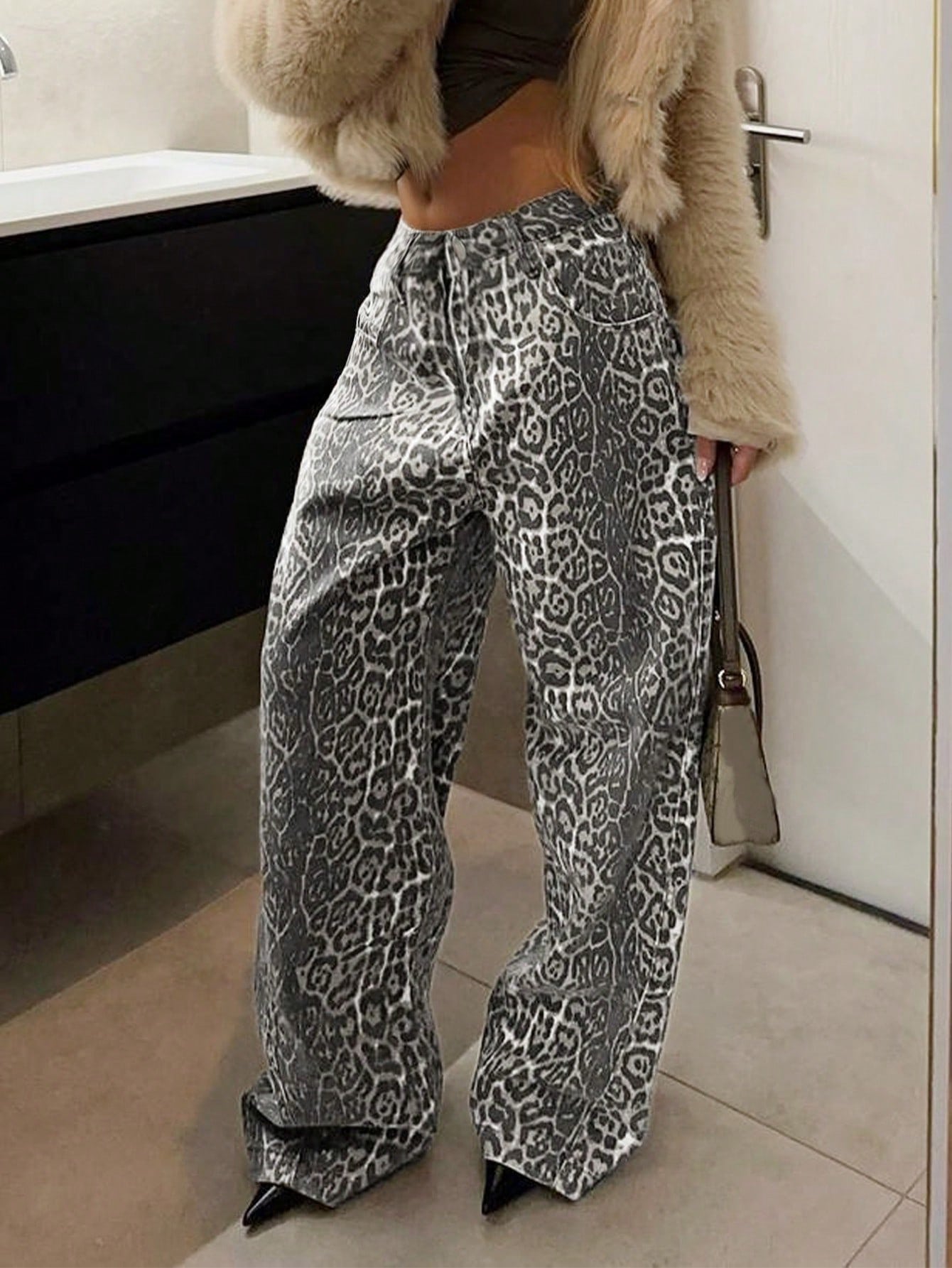 Women's Leopard Print Wide-Leg Cargo Pants