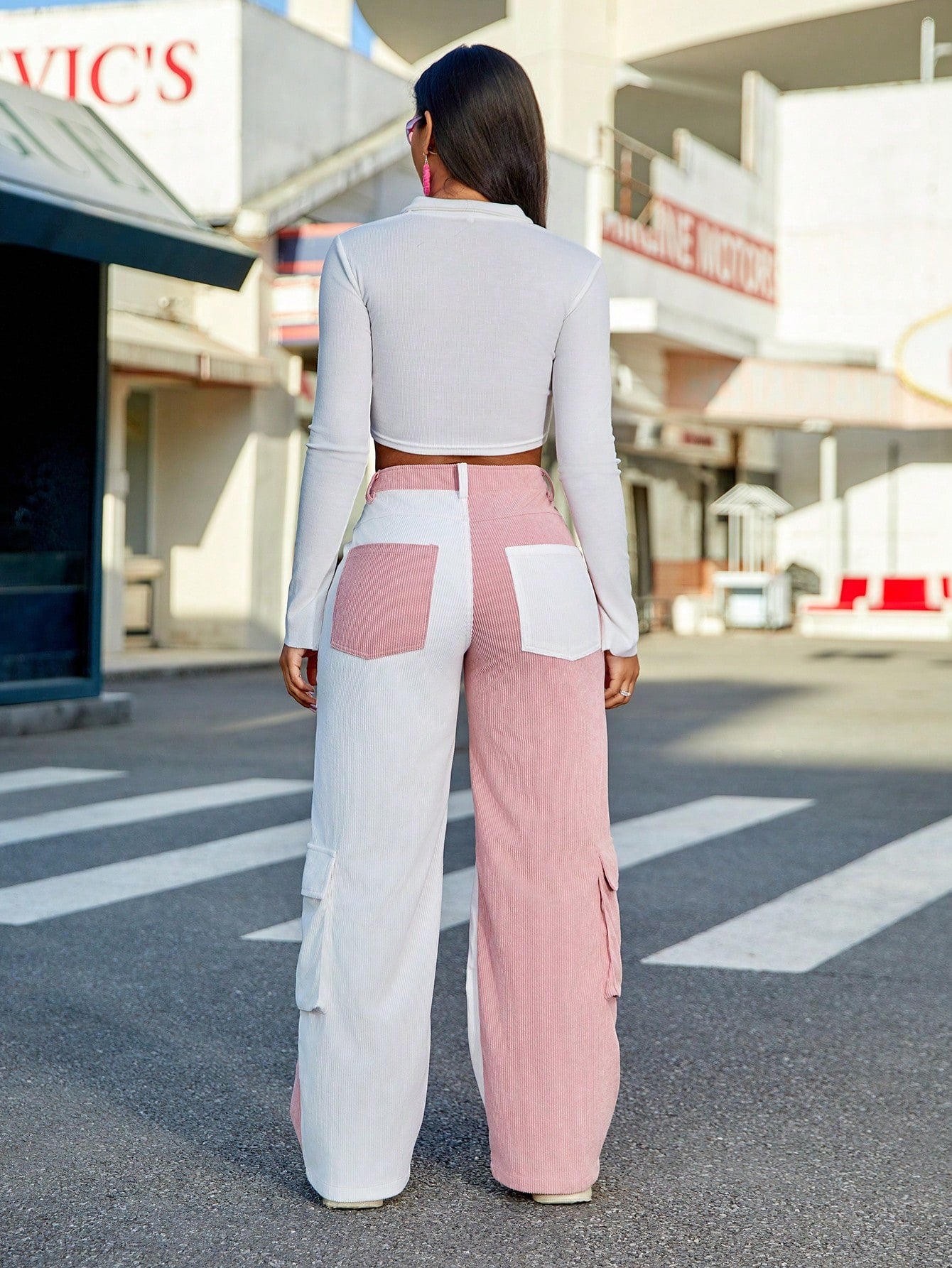 Women's Pink Cotton Full-length cargo pants with cargo pockets