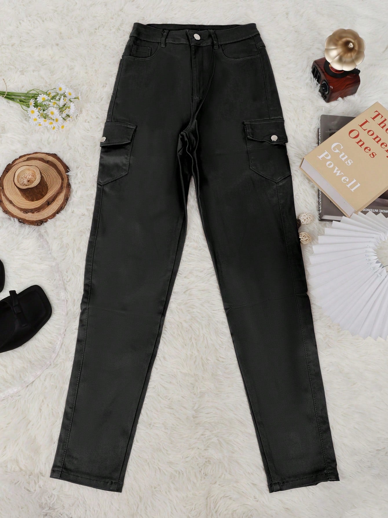 Women's Black Cotton Blend Relaxed Fit Jogger Cargo Pants with Ribbed Cuffs