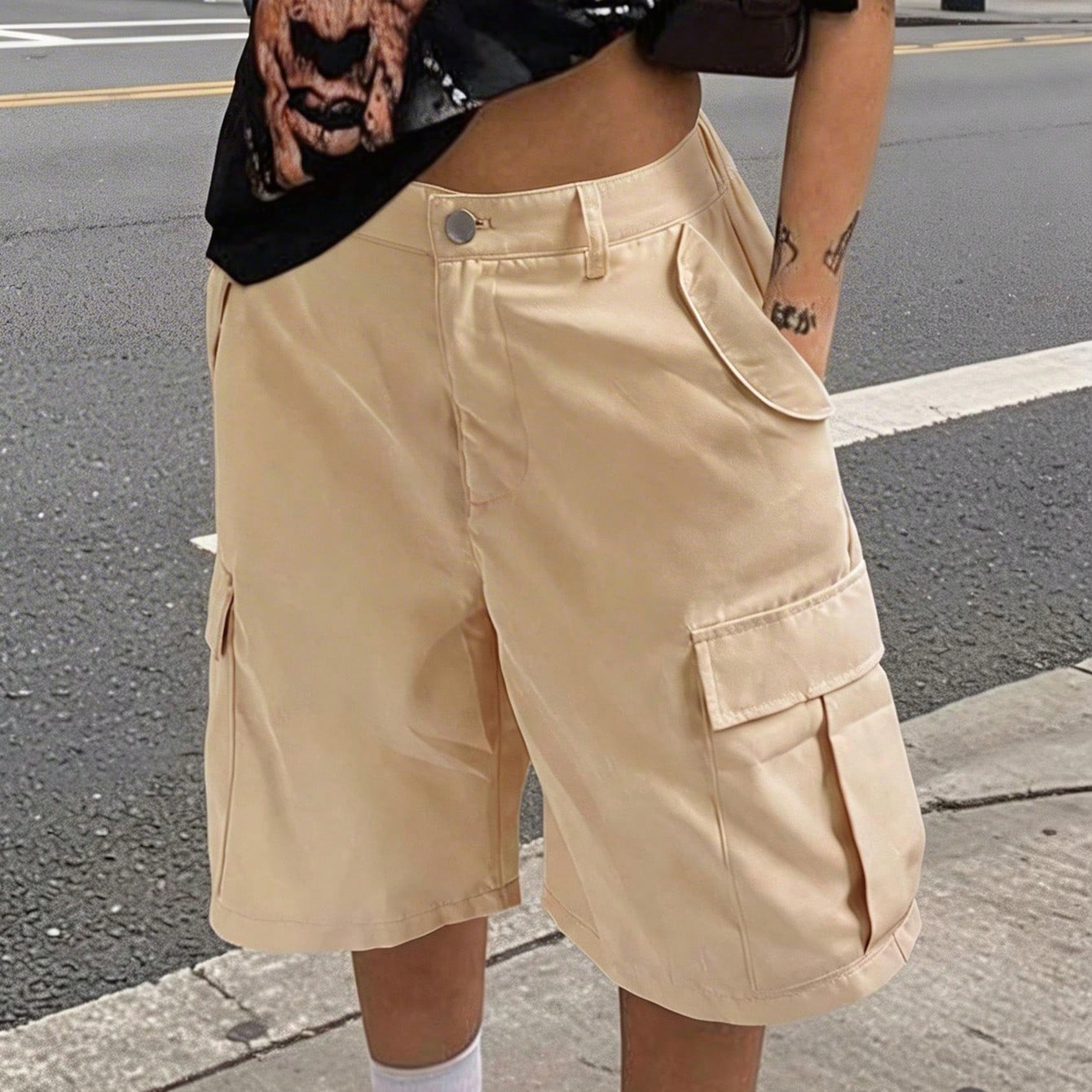 Women'S Khaki Casual Cargo Shorts With Side Pockets - Cargo Shorts, Streetwear, Pockets