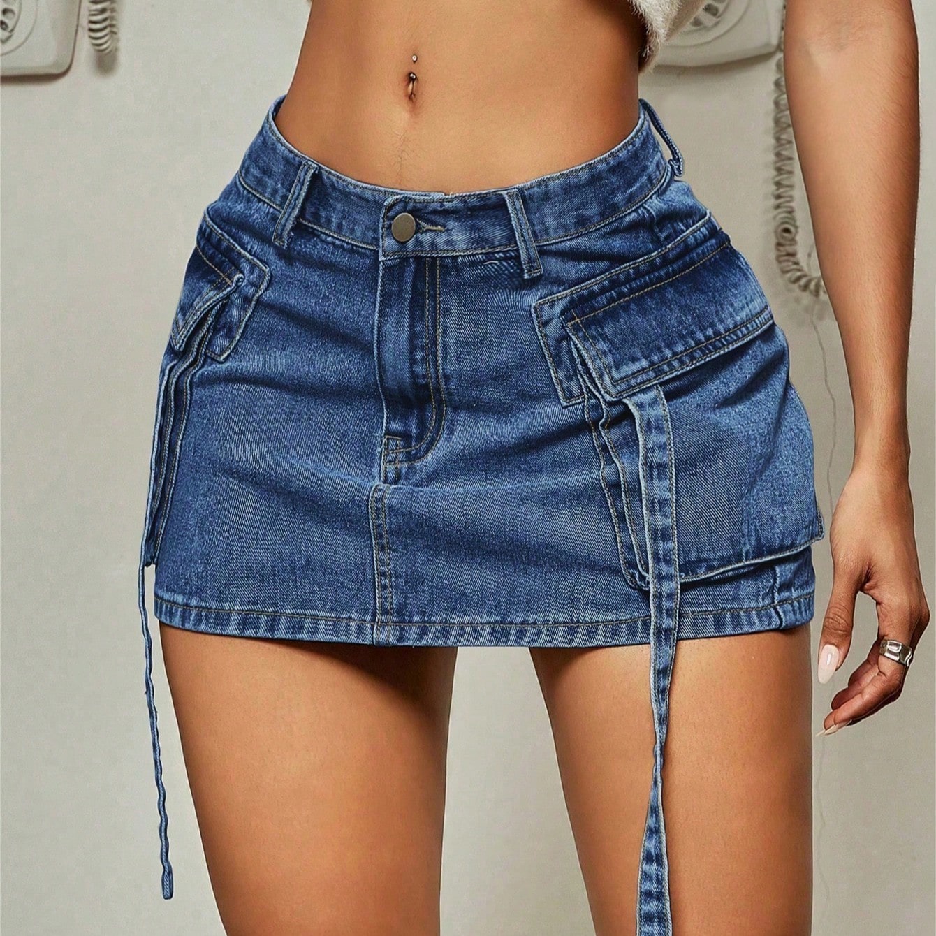 Women's Dark Blue Denim Mini Skirt with Cargo Pockets Y2K Style Jean Skirts