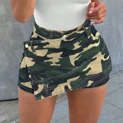 Women's Camouflage Print Cargo Shorts - High-Waisted Slim-Fit Casual Shorts, Edgy Outdoor & Daily Wear