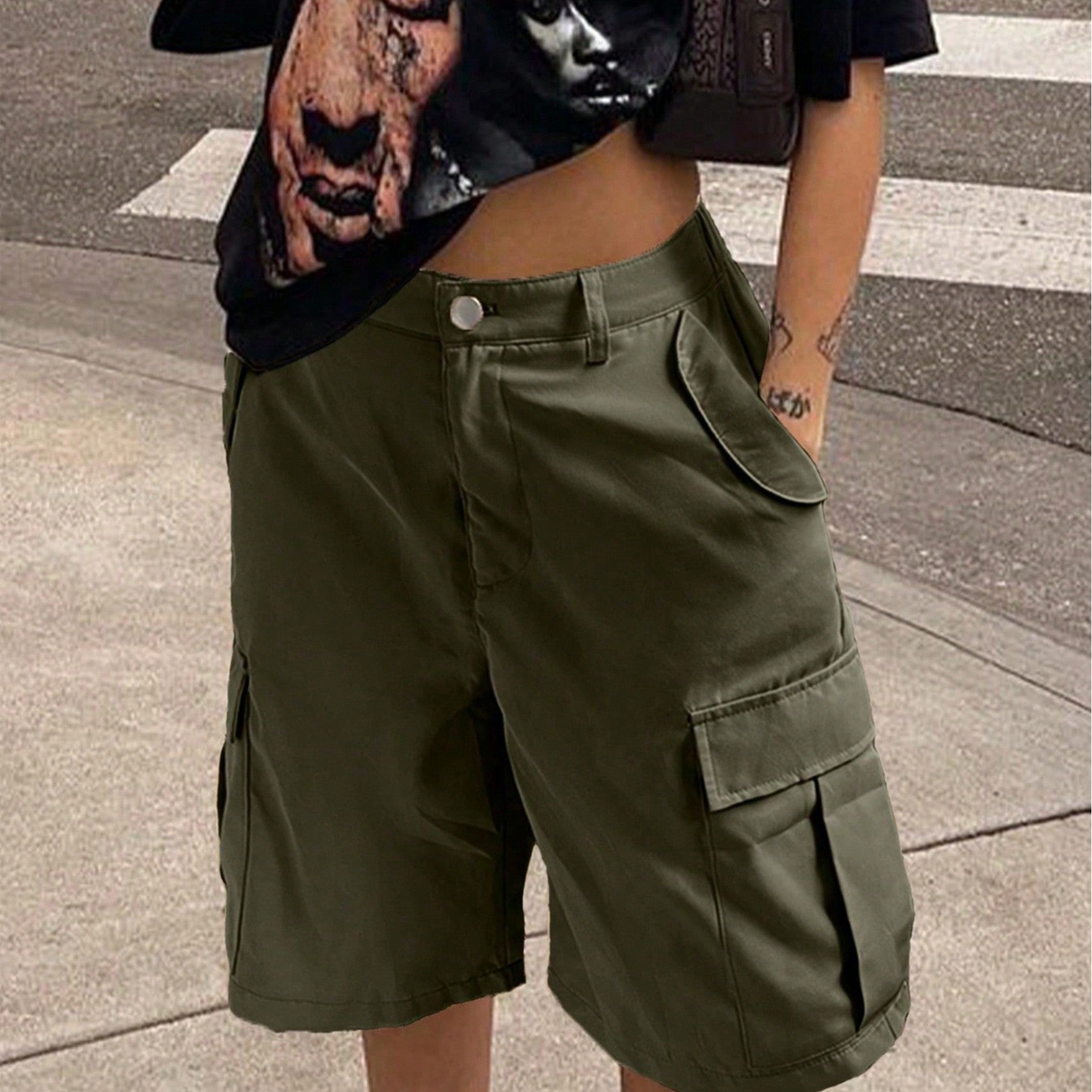 Women'S Olive Green Casual Cargo Shorts With Side Pockets - Cargo Shorts, Streetwear, Pockets