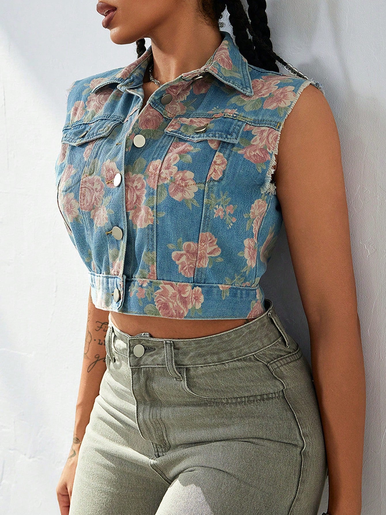 Women's Blue Floral Print Cotton Denim Sleeveless Cropped Jacket Vest