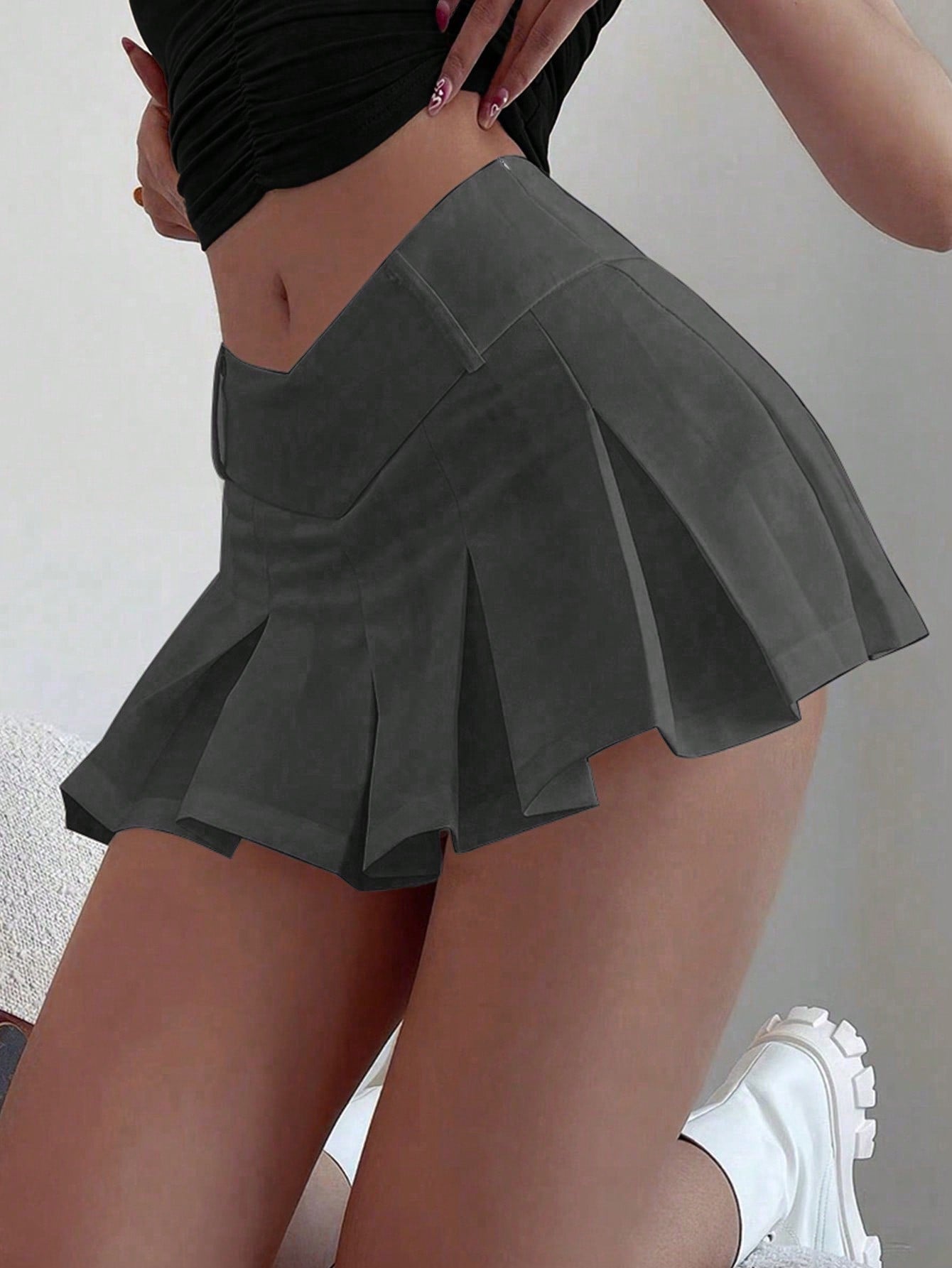 Women's Gray Pleated Mini Skirt