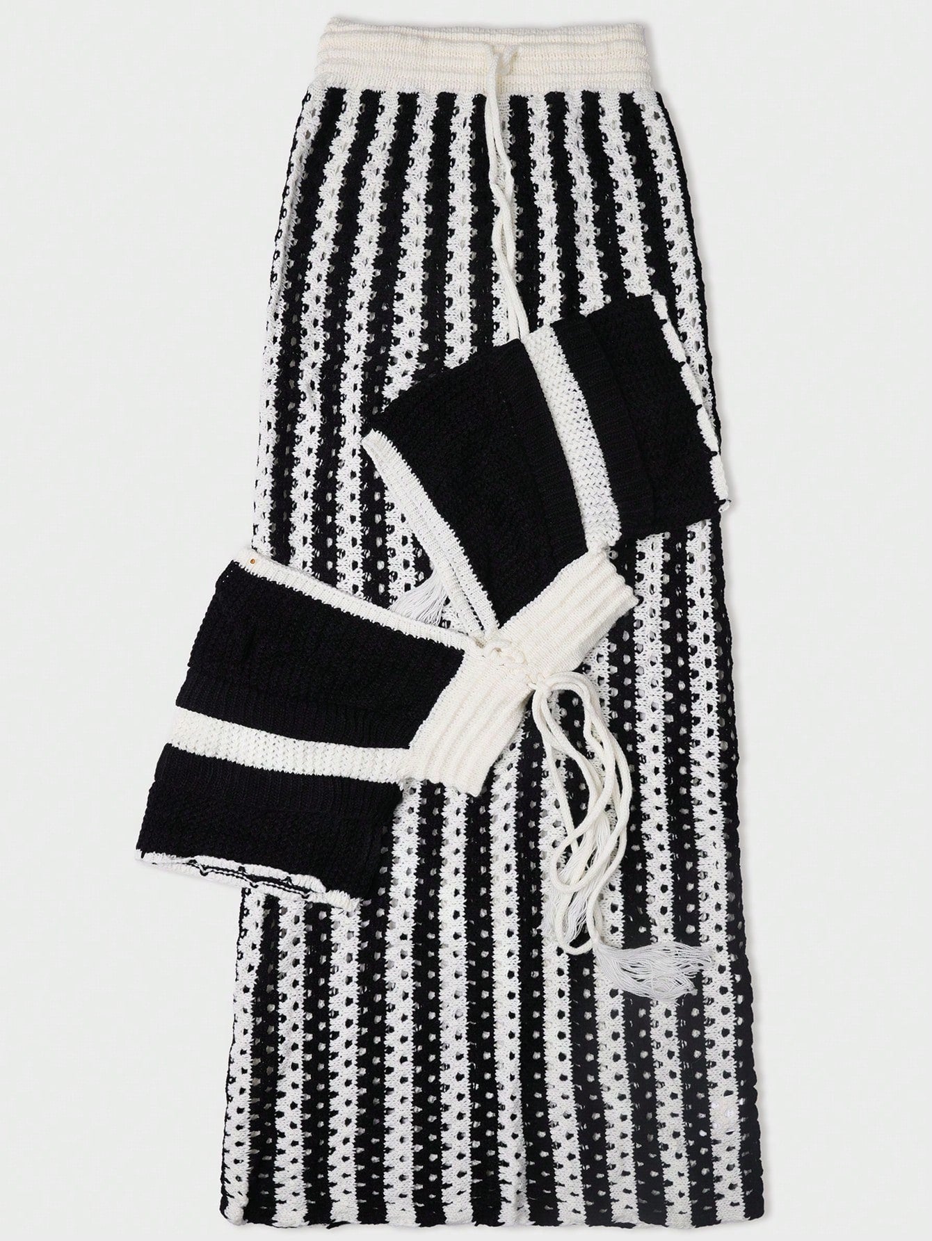 Women's Black White Knit Two-Piece Set with Crop Top and Mini Skirt