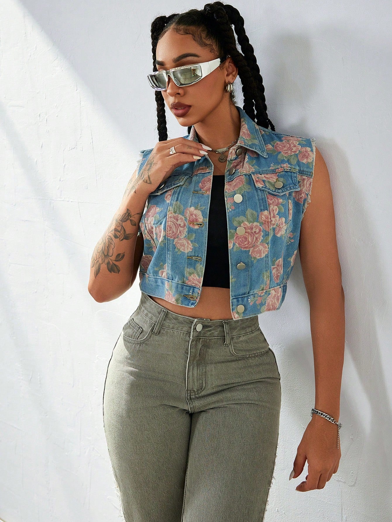 Women's Blue Floral Print Cotton Denim Sleeveless Cropped Jacket Vest