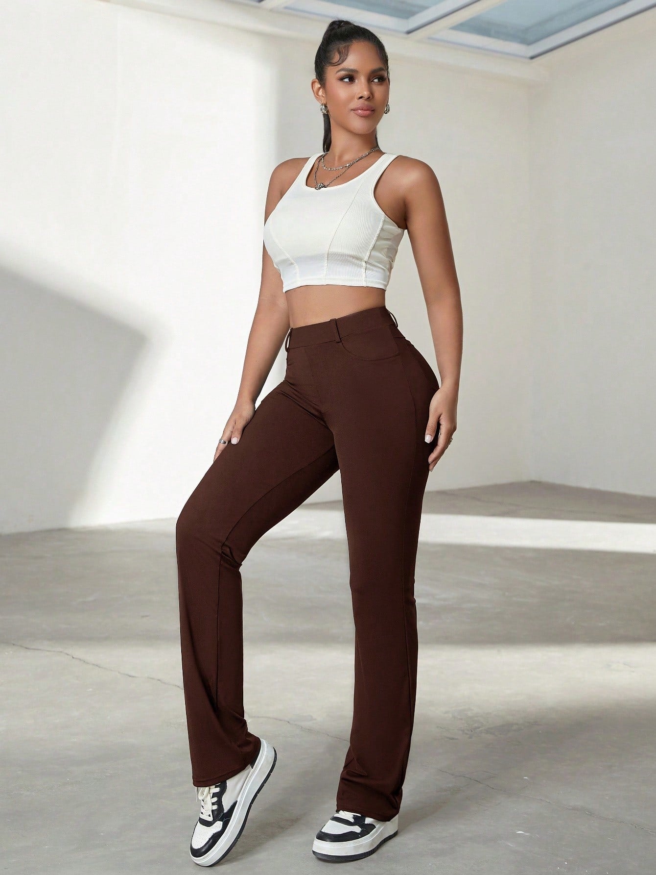 Women's Brown High-Waisted Flare Yoga Pants with Bootcut Leg