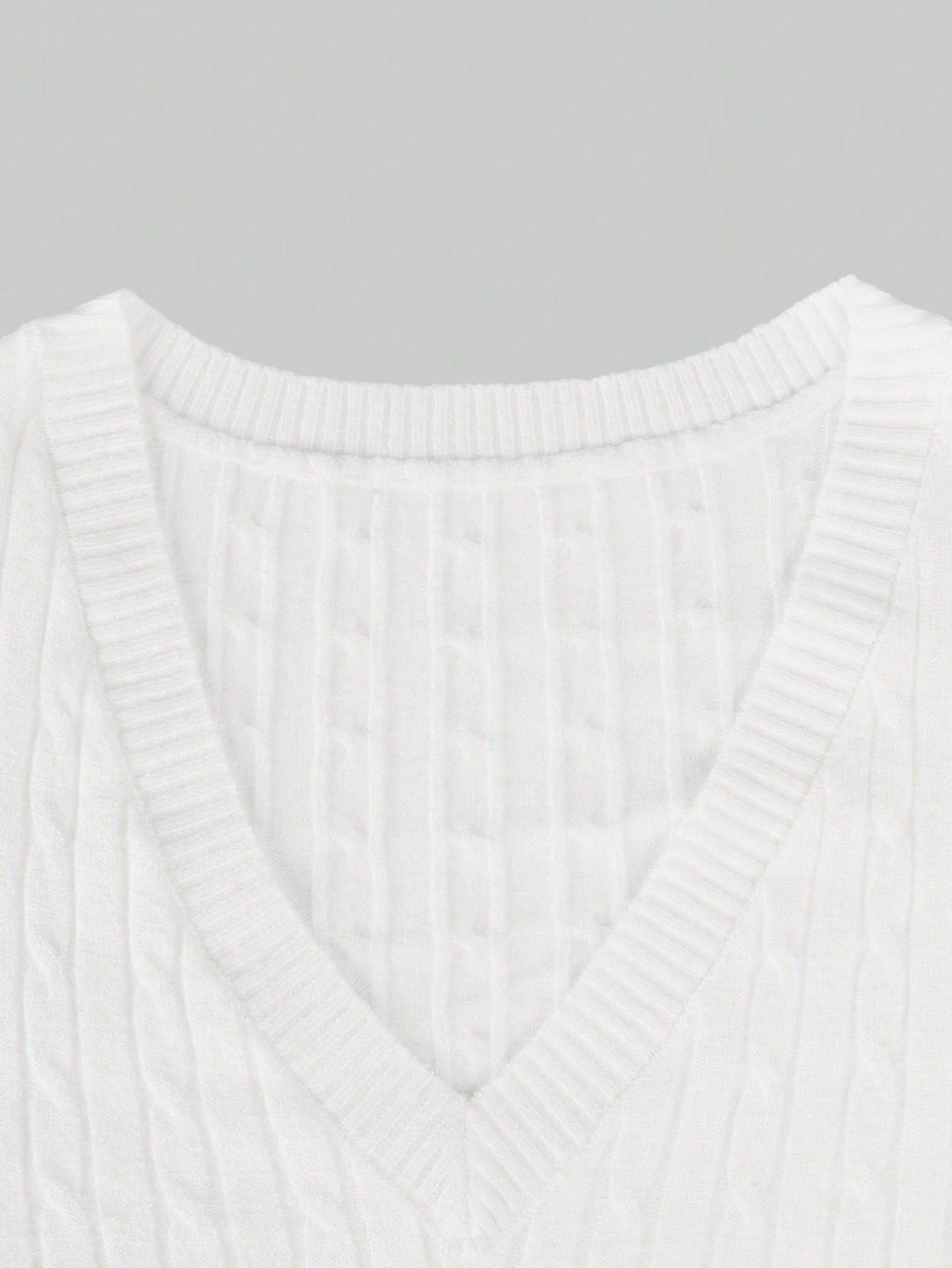 Women's White Sleeveless Bodycon Dress