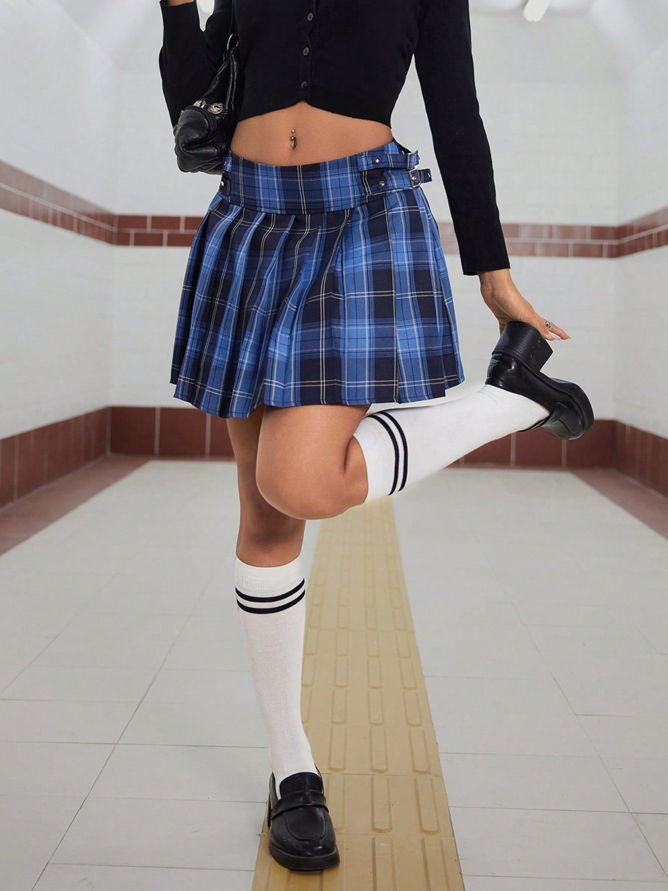 Women's Black Skirts