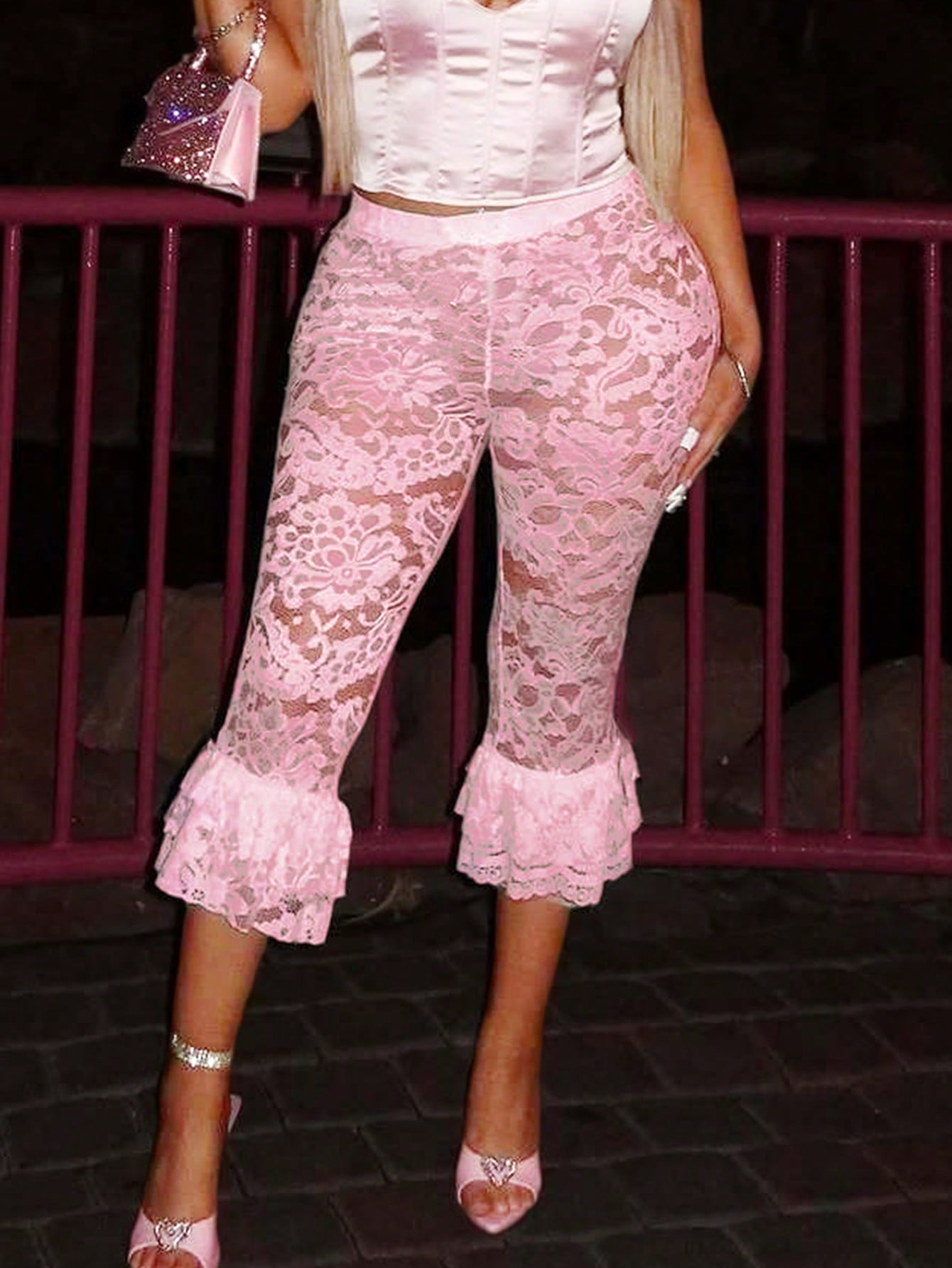 Women's Pink High-Waist Slim Fit Denim Shorts