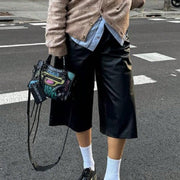 Women's Black Wide-Leg Mid-Length Shorts - Loose-Fit Casual Culotte Shorts, Minimalist Daily & Streetwear