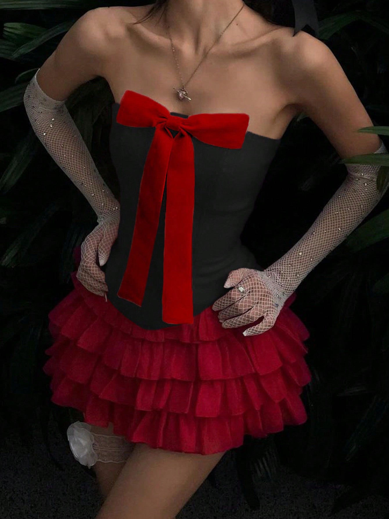 Women's Red & Black Strapless Bowknot Ruffle Crop Top - Sweetheart Tiered Tube Top, Cute Romantic Party Top