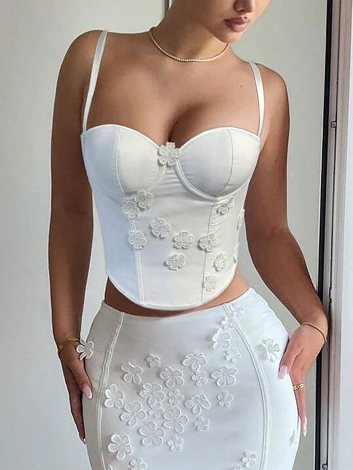 White Satin 3D Floral Spaghetti Strap Corset Top Boned Waist Cincher Sweetheart Bustier