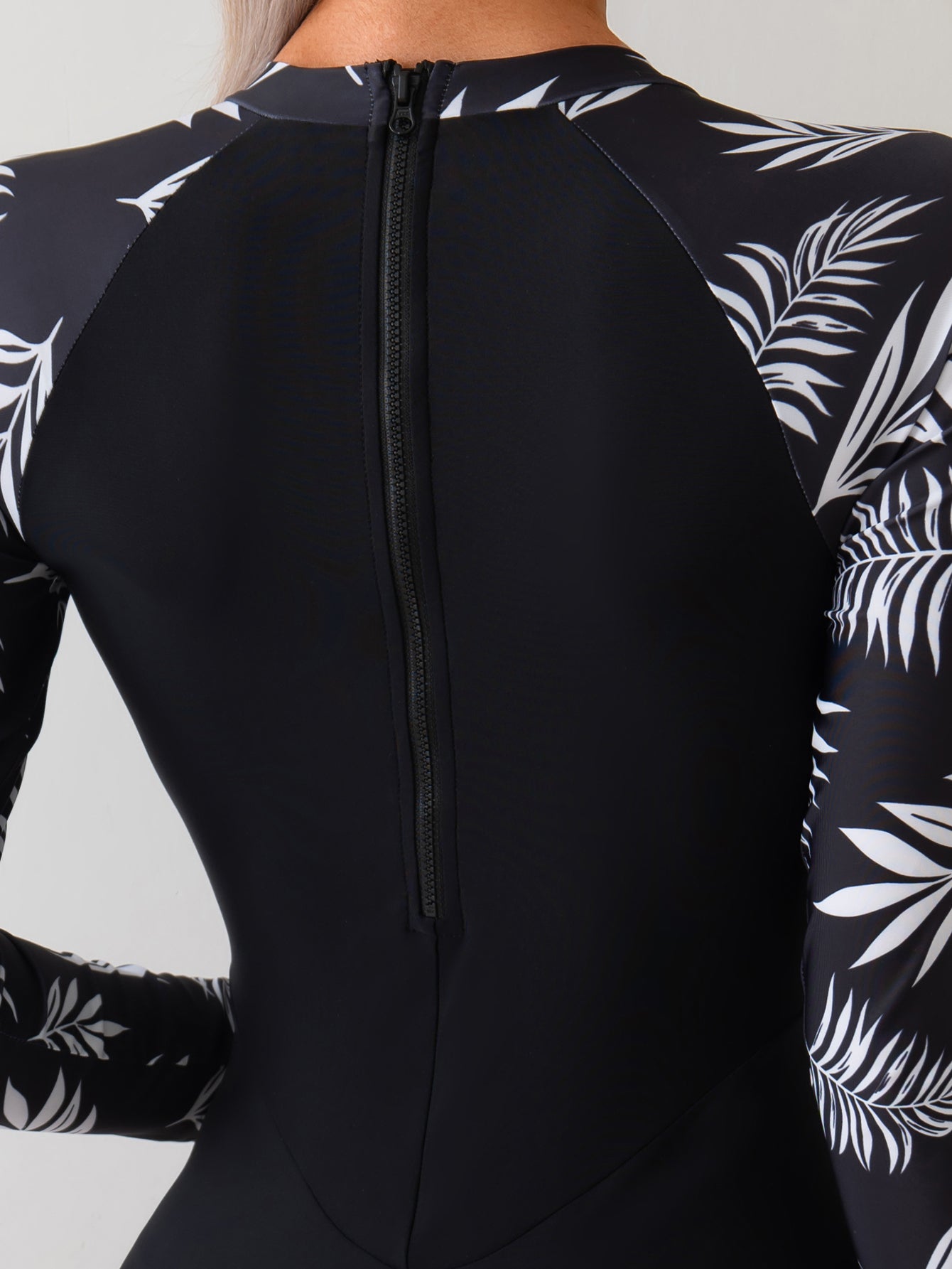 Women's Long Sleeve Sun Protection Competitive One-Piece Swimsuit - Quick-Dry Athletic Training Boyleg Bathing Suit